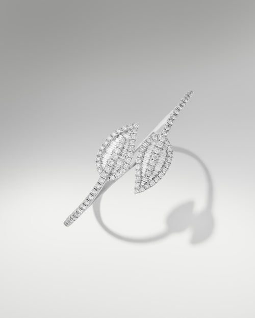 14k White Gold Fancy Leaf Diamond Bangle